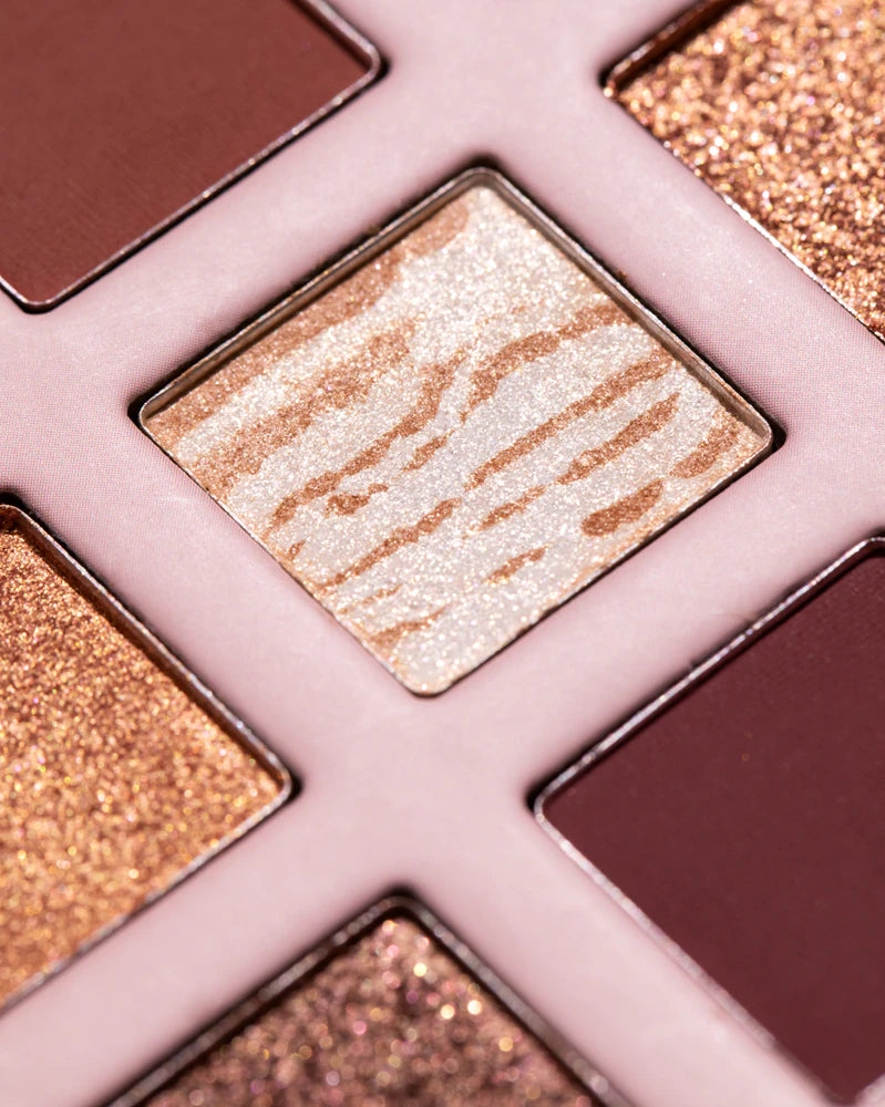 Catrice
Daring Nude eyeshadow palette