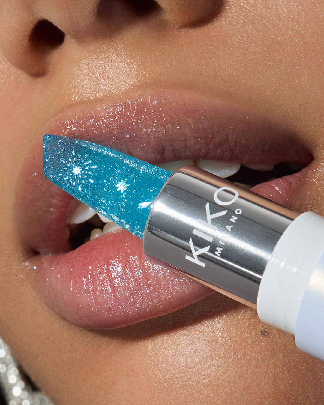Kiko Milano-Snow-Kissed Holiday Crystal Gleam Solid Lip Oil