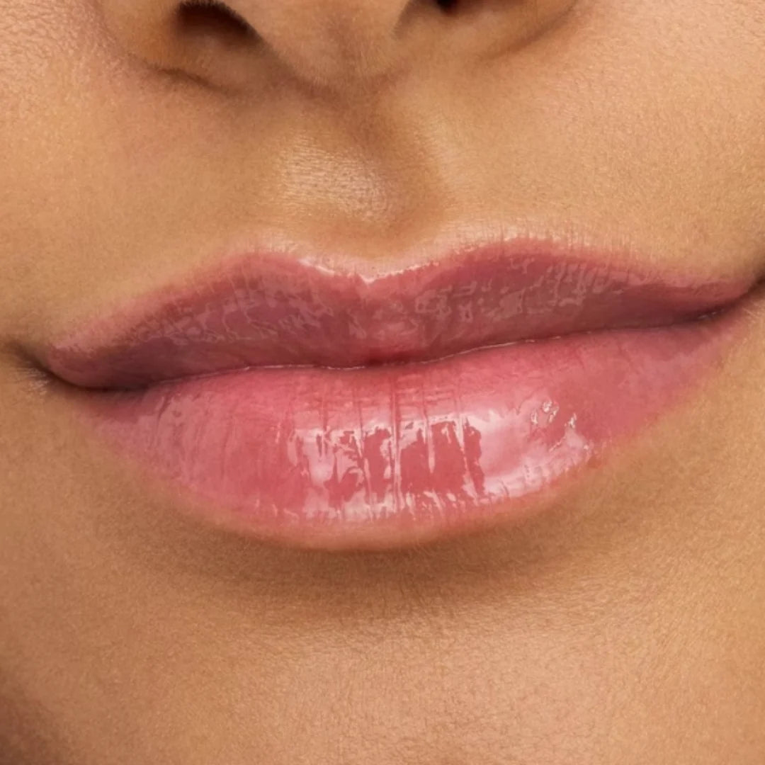 Essence The Super Peptide Glossy Lip Treatment